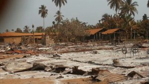 Kwa-Kwa: Village burnt in Cameroon's Anglophone region