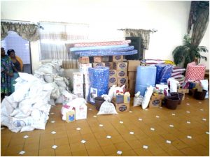 Items donated to IDPs in Limbe  by LCC 