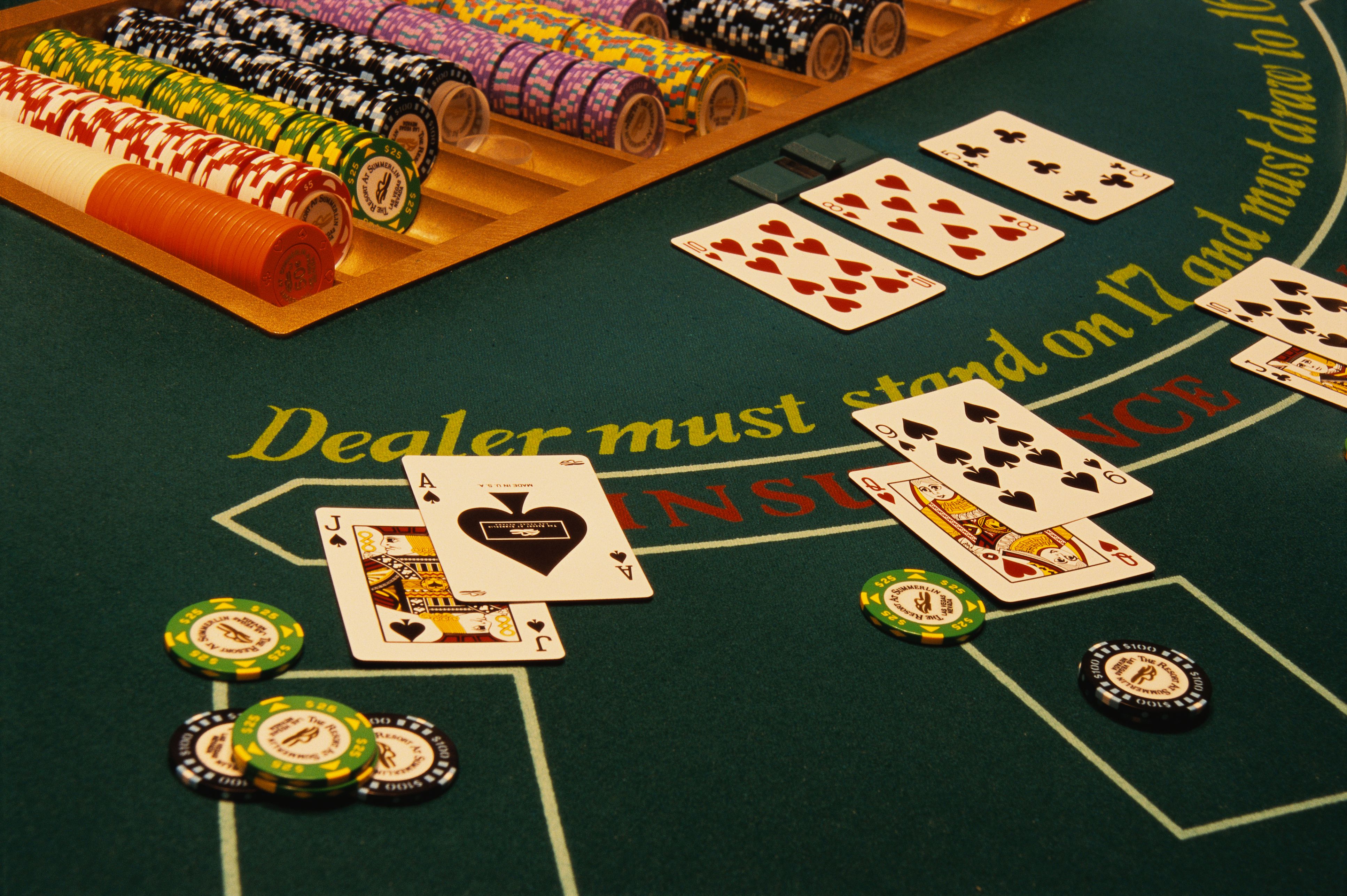 jogo de cartas cassino regras